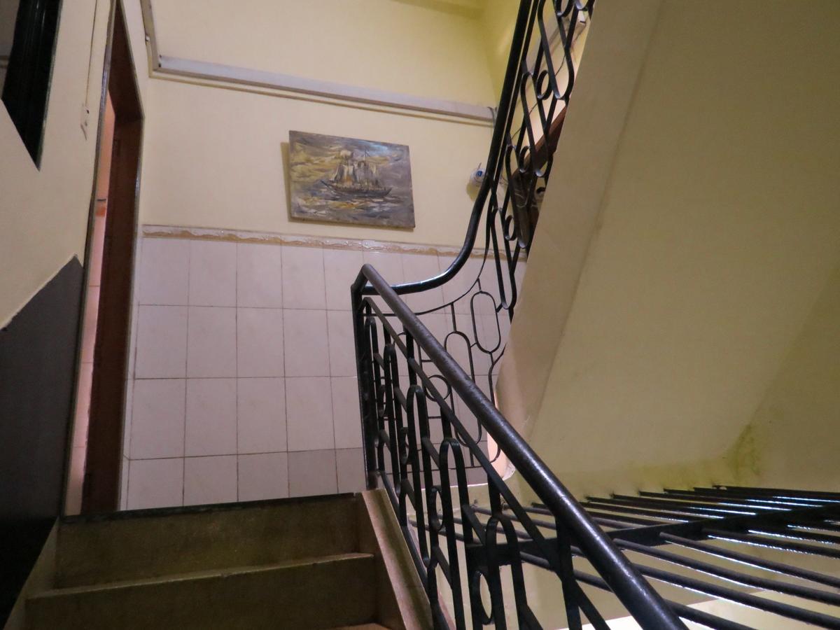 Jun Jun Guesthouse Phnom Penh Ngoại thất bức ảnh